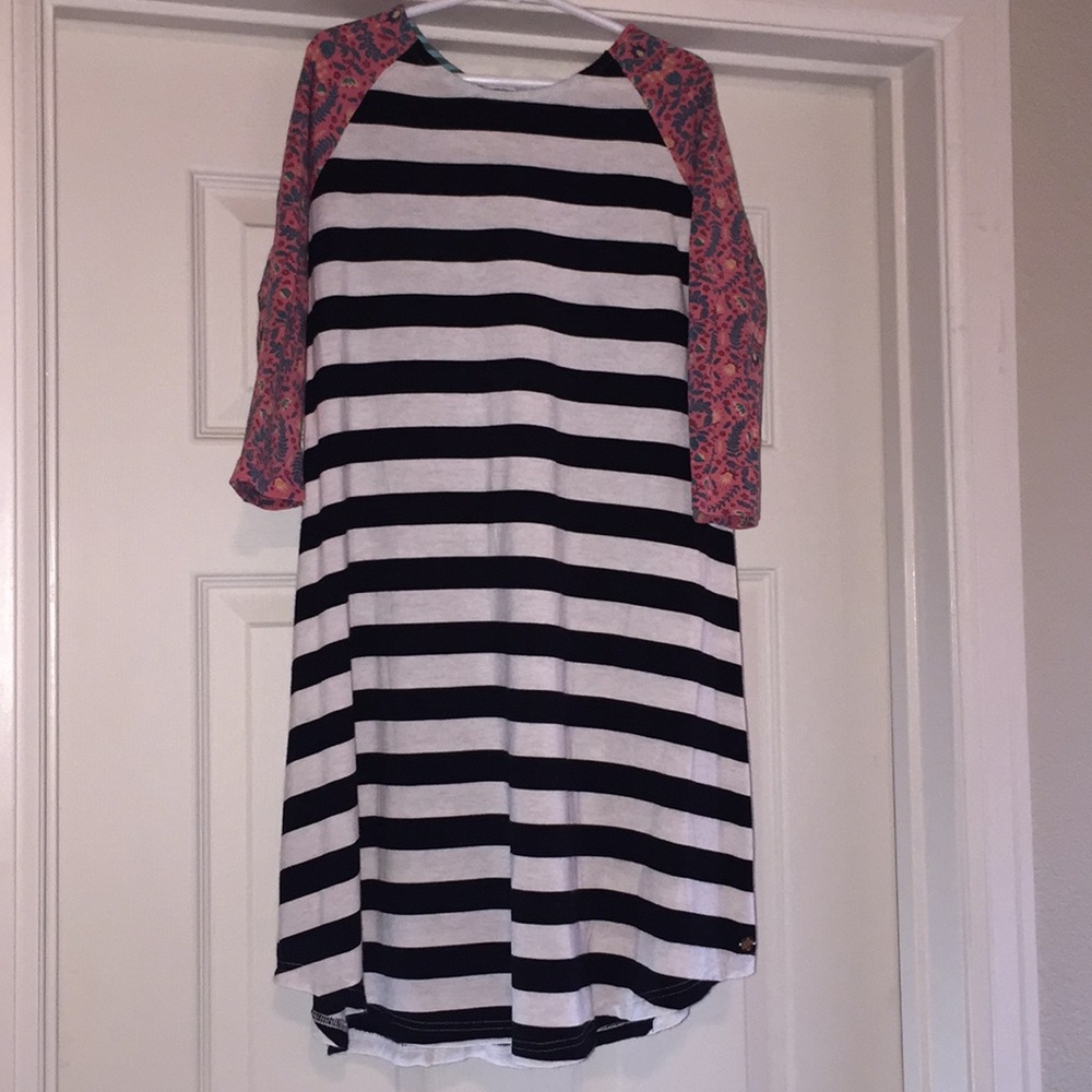 Lightweight cotton long sleeve dress